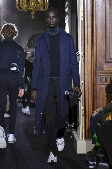 2018 F/W 발렌티노 맨즈웨어 컬렉션 | 인스티즈