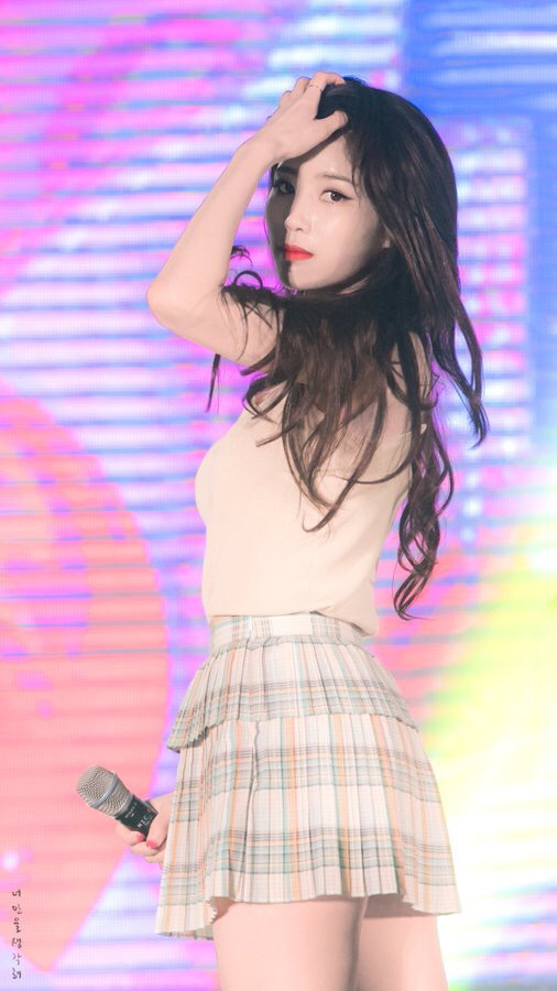[러블리즈] 아침 밥도 먹었으니 양치질 하러 갈거라서 미주 | 인스티즈
