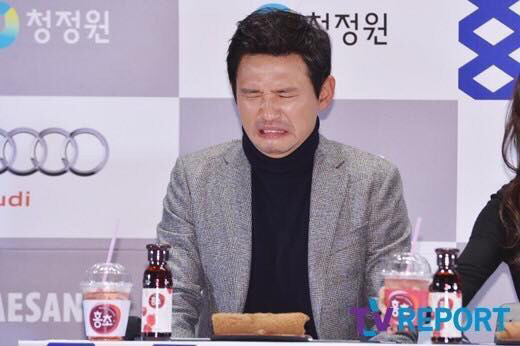 표정보려고 일부러 이 음료로 협찬하는 듯.jpg | 인스티즈