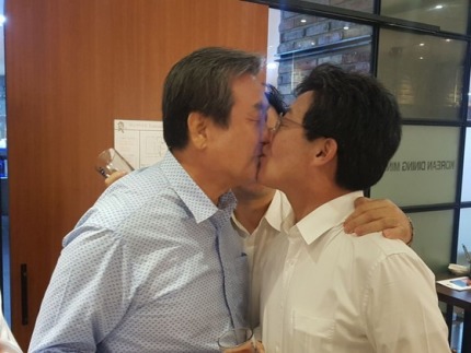 이중에서 누가 더 느끼고 있다? | 인스티즈
