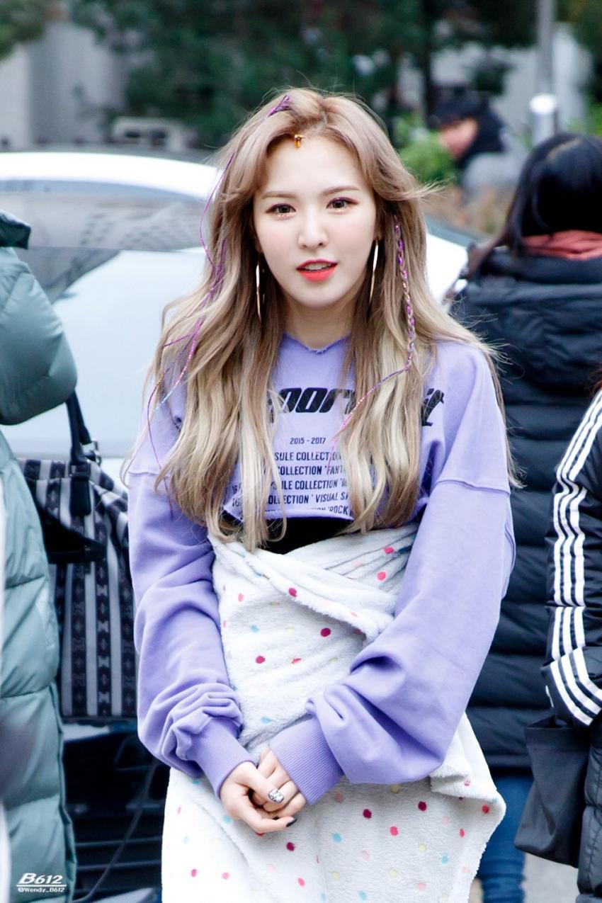 레드벨벳 뮤직뱅크 출근길 1 | 인스티즈