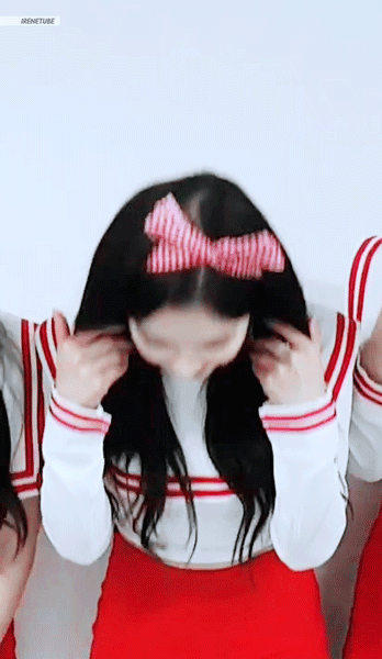 머리띠도 잘어울리는 아이린.gif | 인스티즈
