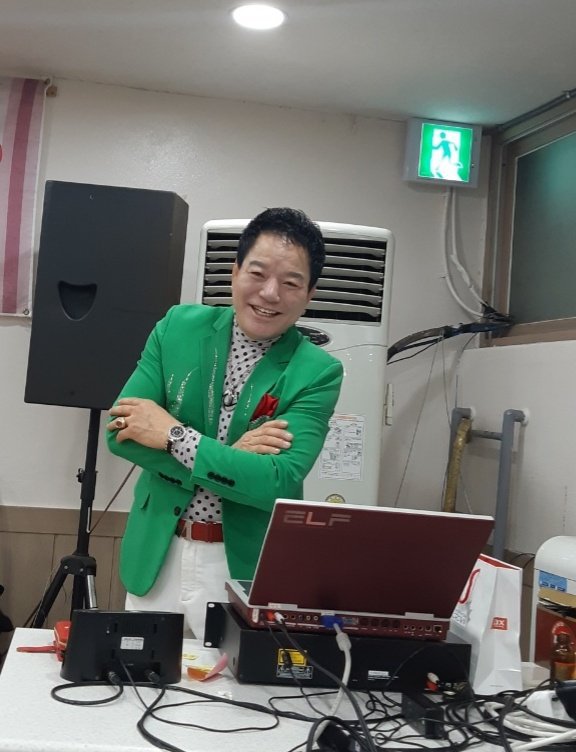 황금회관 이미지