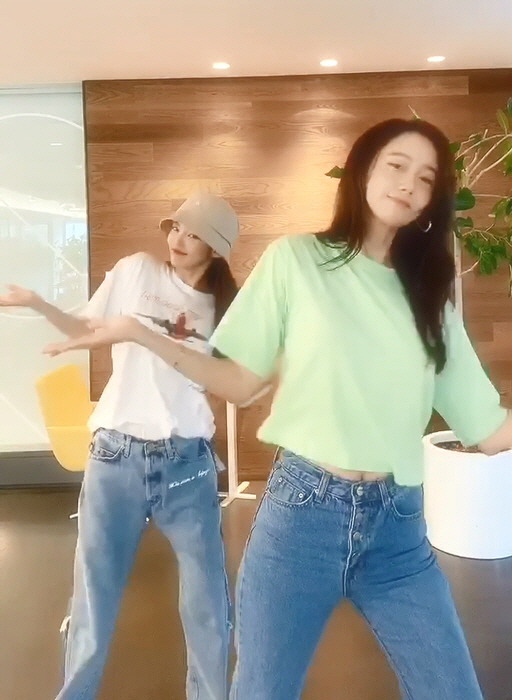 99B3E7365F2EC62B1152B0