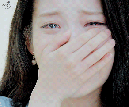이별 통보 받고 우는것 같은 아이유.jpg | 인스티즈