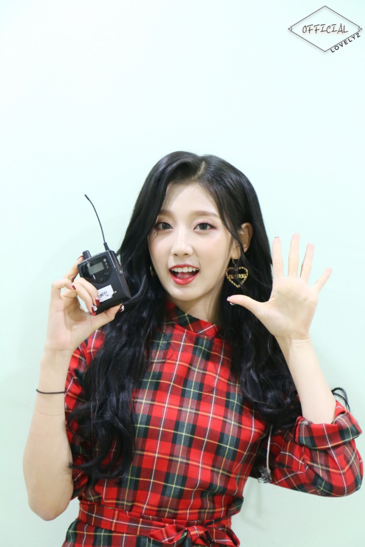 [러블리즈] 휴일에 대청소나 할까해서 예인이 | 인스티즈