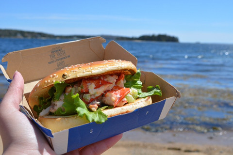 캐나다에만 있다는 맥도날드 랍스터 버거.jpg | 인스티즈