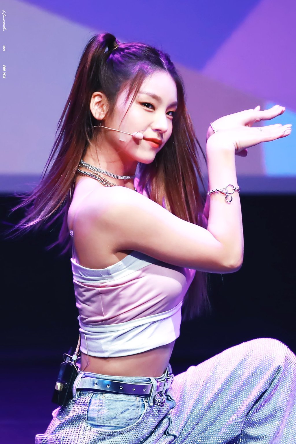 솔직히 좀 귀여운 ITZY 예지.jpgif | 인스티즈