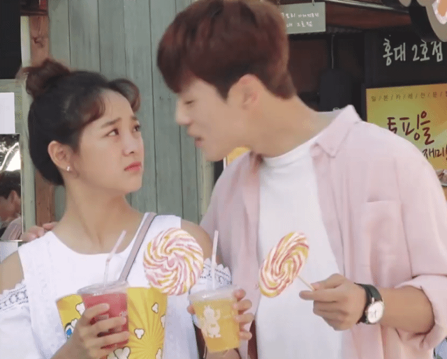 [학교2017] 뽀뽀신 구도별로 찍느라 7번이나 볼뽀뽀한 김세정 김정현.jpgif | 인스티즈