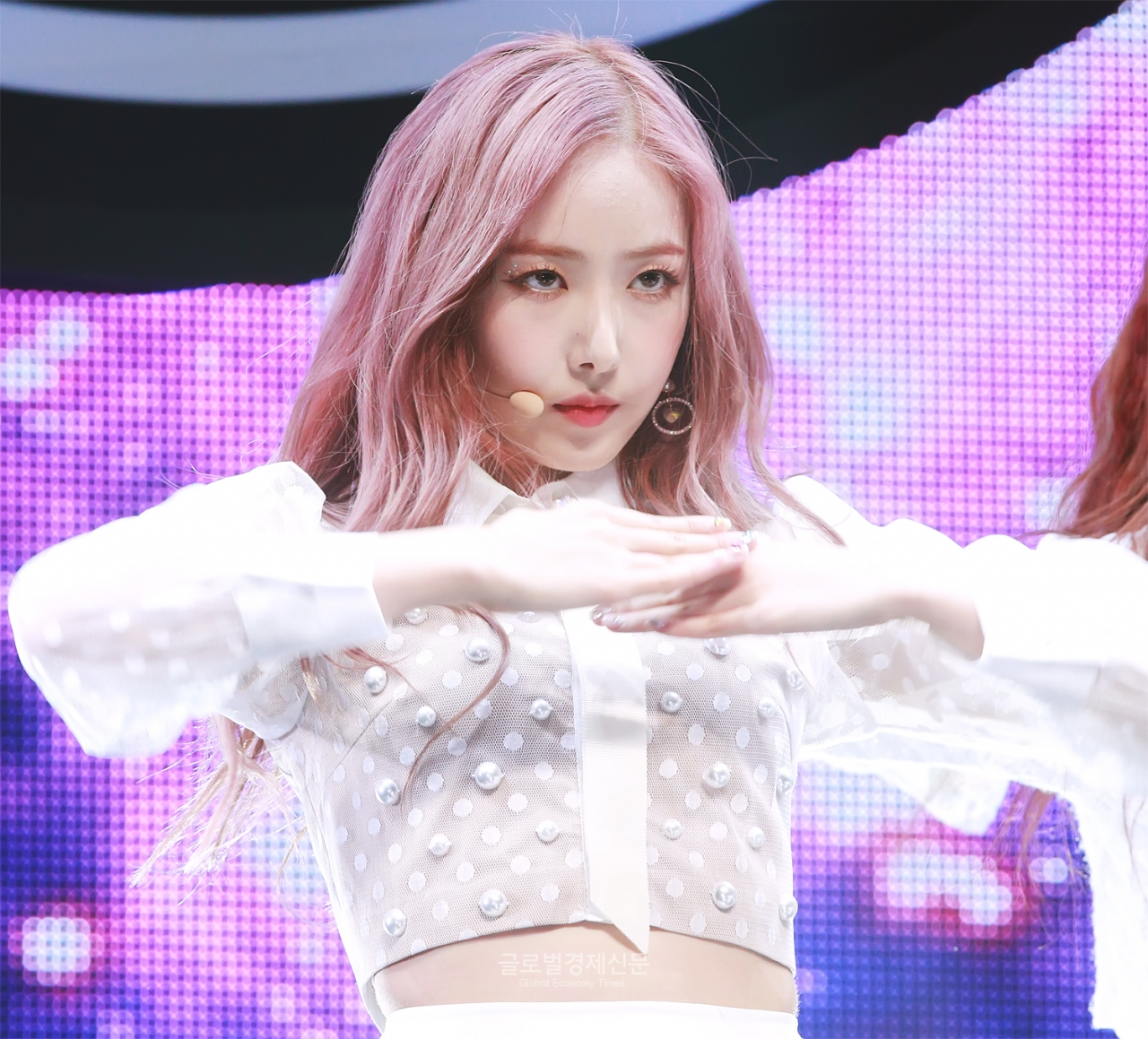 180430 여자친구 쇼케이스 고화질 사진 - 신비.jpg | 인스티즈