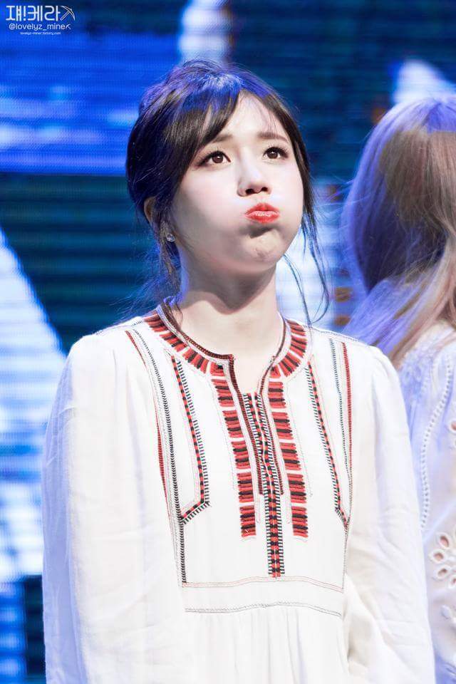 [러블리즈] 숙취가 너무 심해서 명은이 | 인스티즈